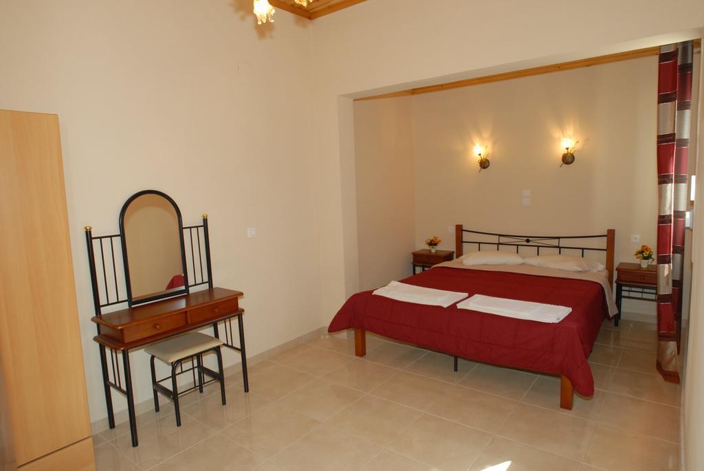 Garden View Apartments Anaxos Exterior foto